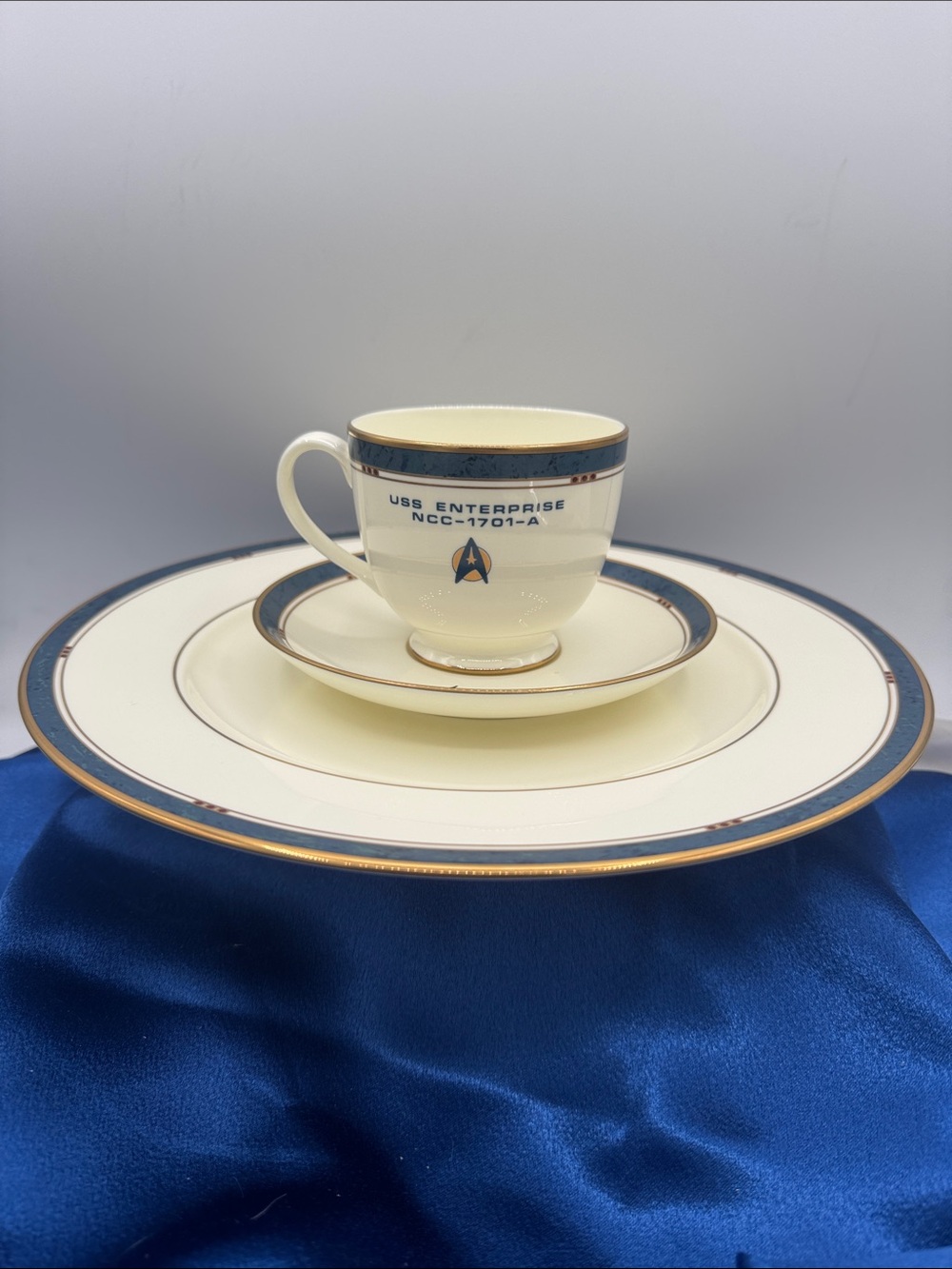 USS Enterprise NCC-1701-A Blue & White Rim Porcelain Cup and Plate Set; 1992